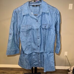 16 apt nine denim top